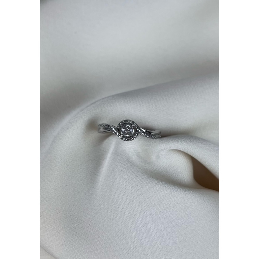 Genuine Diamonds 925 Ring